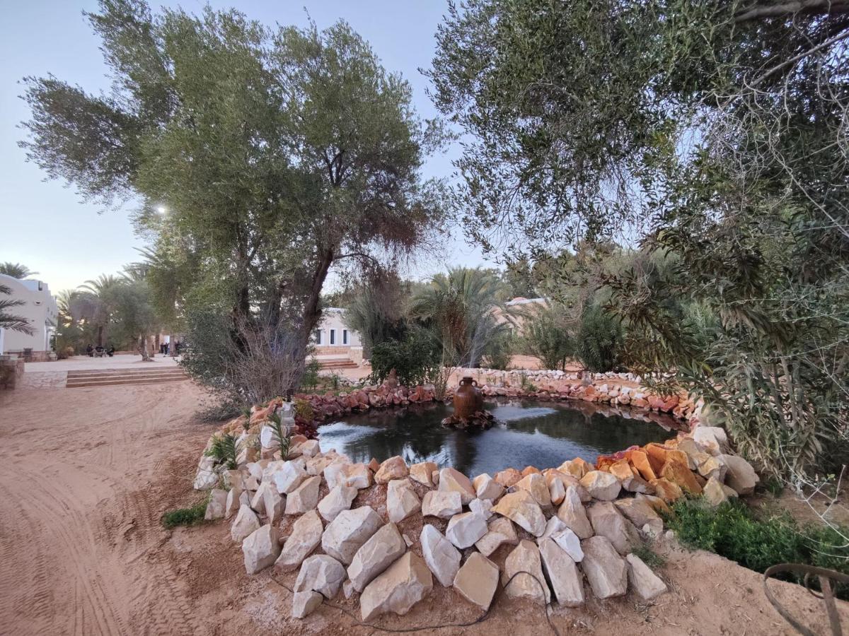 Qasr Ghilan Hotel Pansy מראה חיצוני תמונה