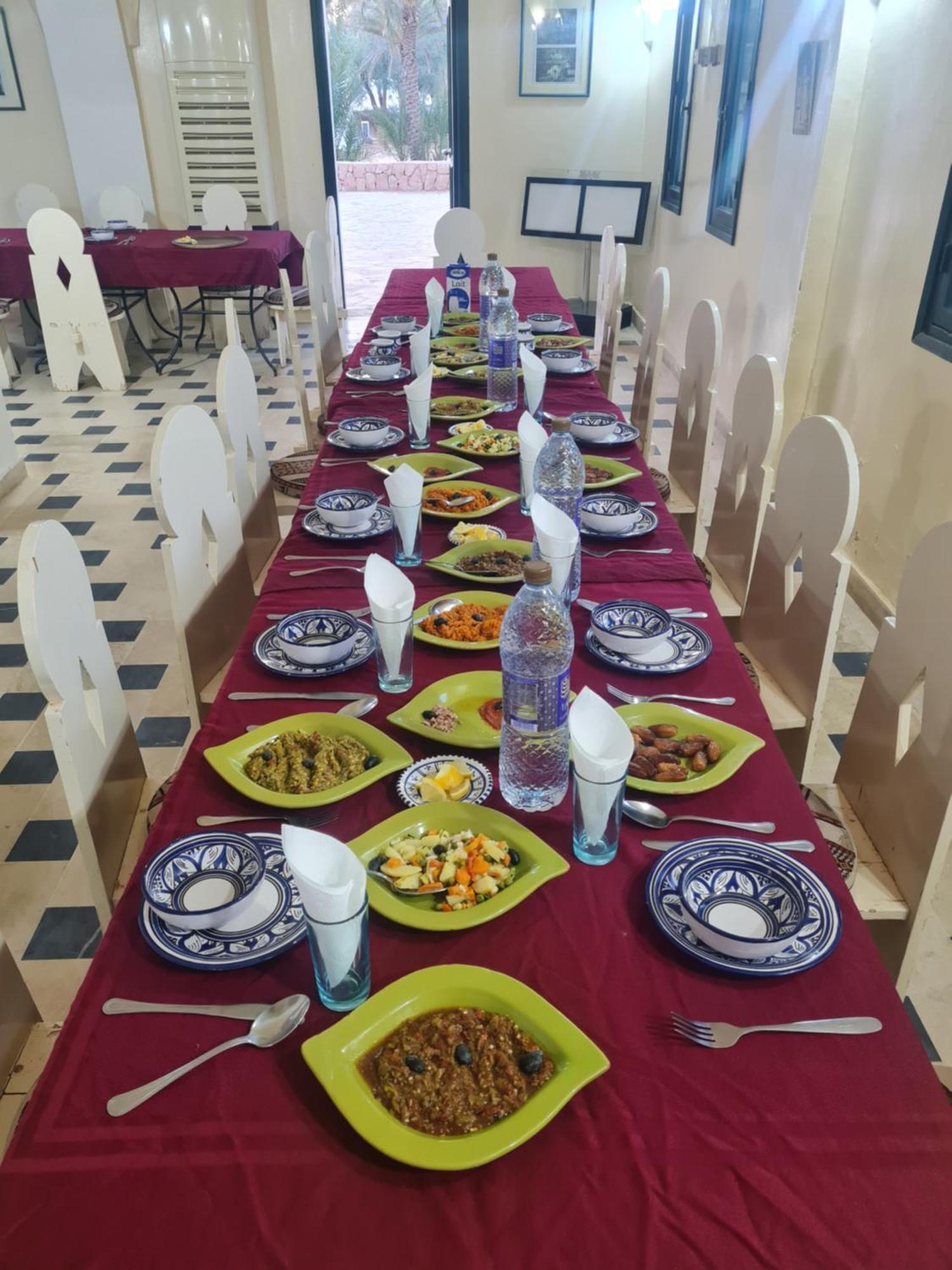Qasr Ghilan Hotel Pansy מראה חיצוני תמונה