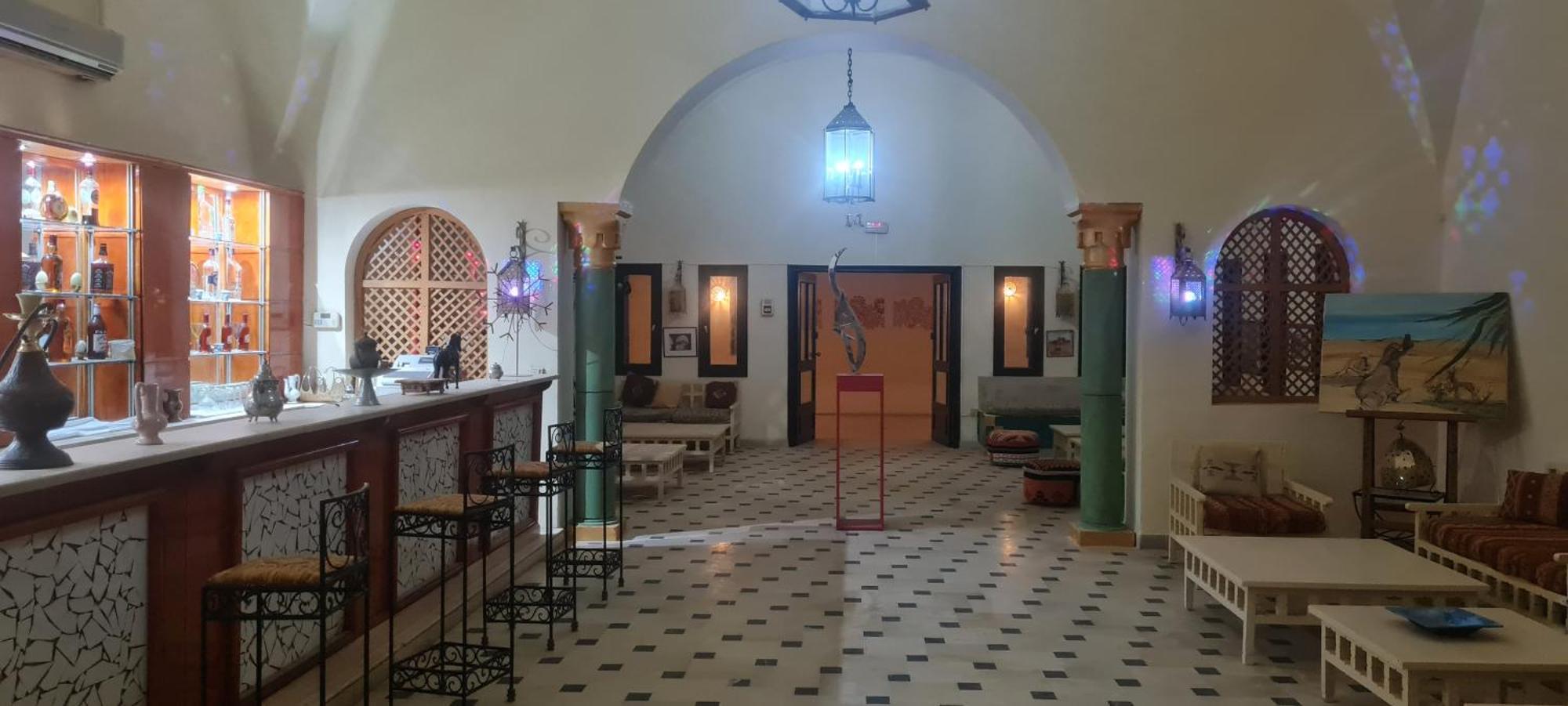Qasr Ghilan Hotel Pansy מראה חיצוני תמונה